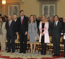 Los Princípes de Asturias junto al ministro de Educación, Cultura y Deporte, José Ignacio Wert y la delegada del Gobierno en la Comunidad de Madrid, C